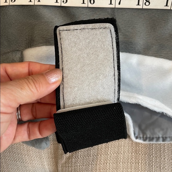 SHARK COSTUME LARGE GRAY & WHITE PLUSH DOG, PET COSTUME Halloween - Picture 7 of 9